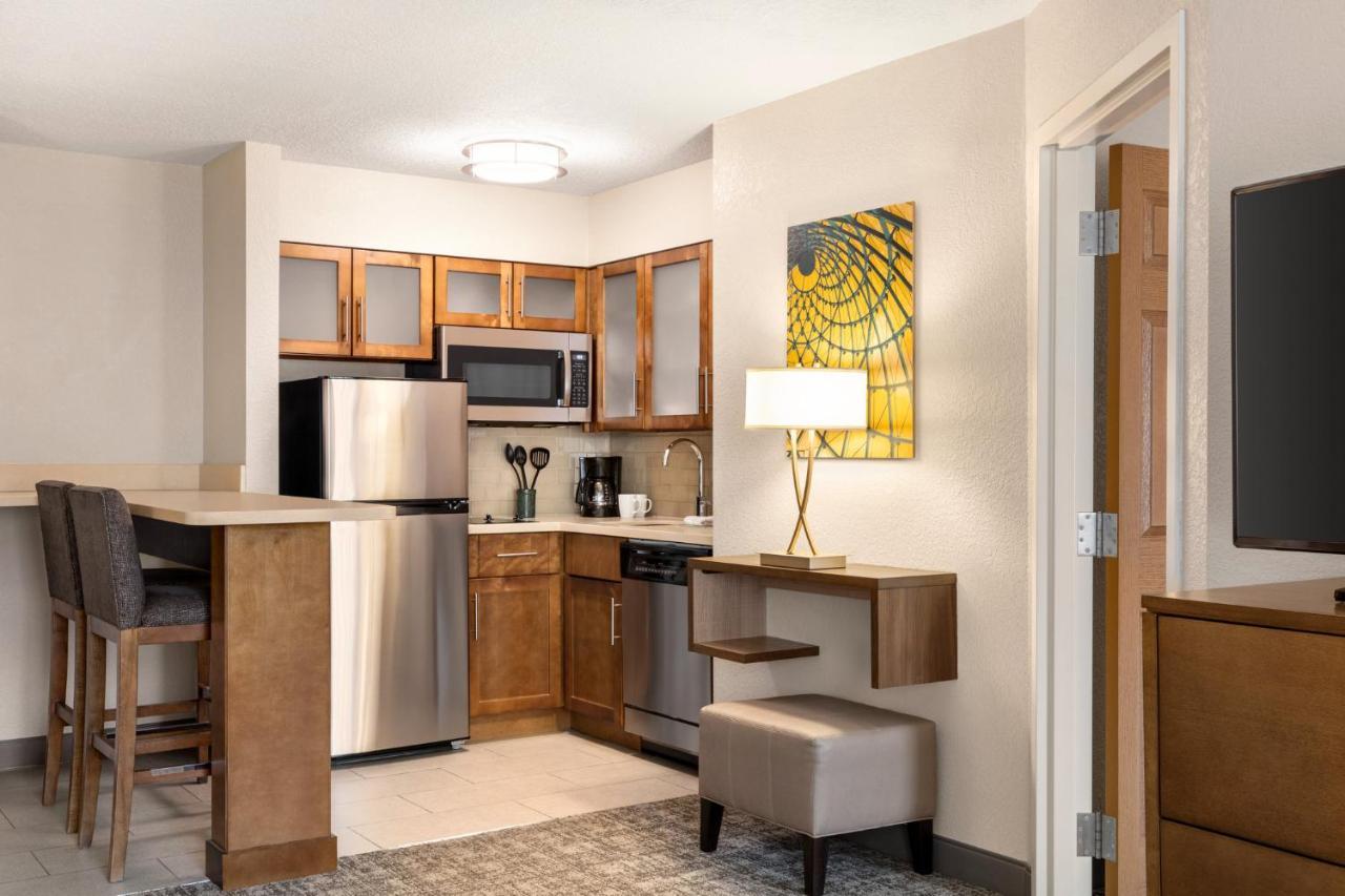 One-Bedroom Double Suite